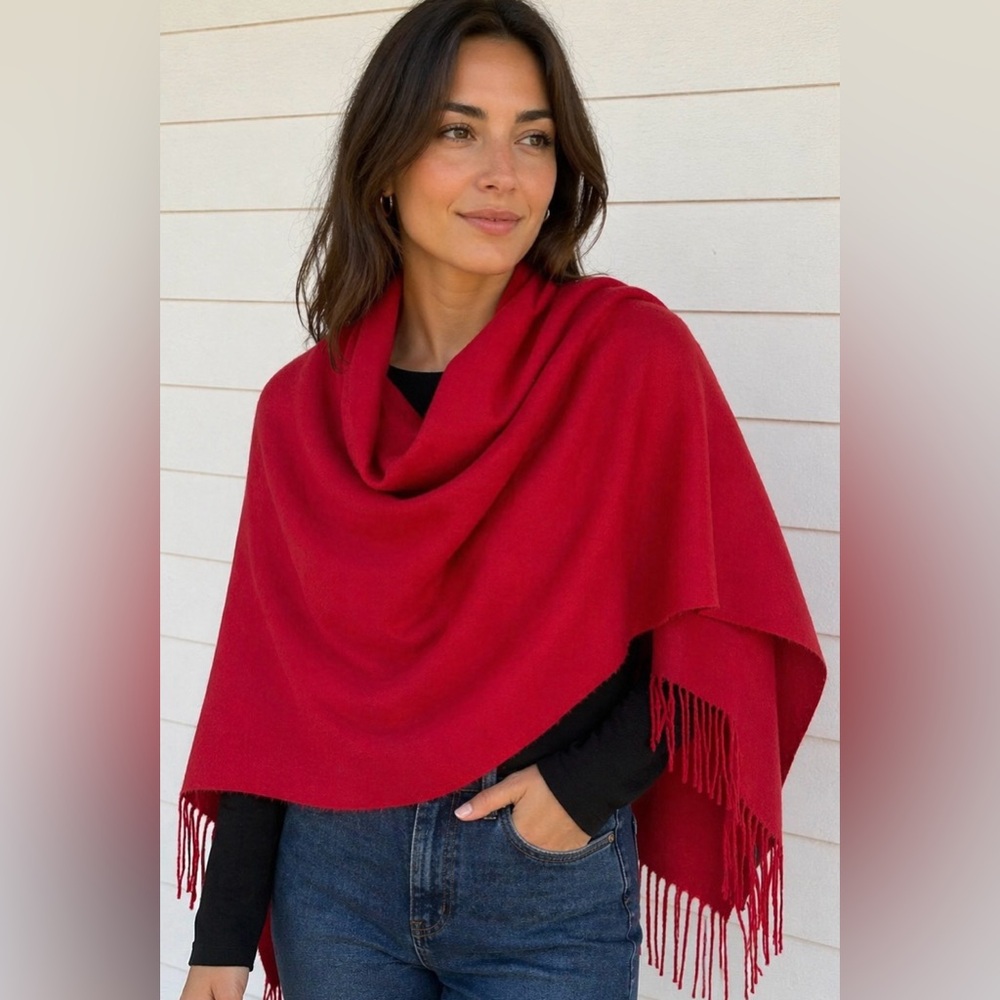 NWOT Soft Cashmere Blend Scarf Wrap with Fringe Details 27x68”